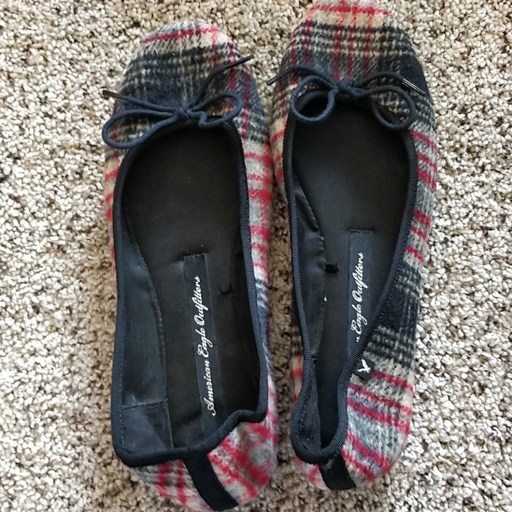 American eagle outfitters fleece plaid ballet
